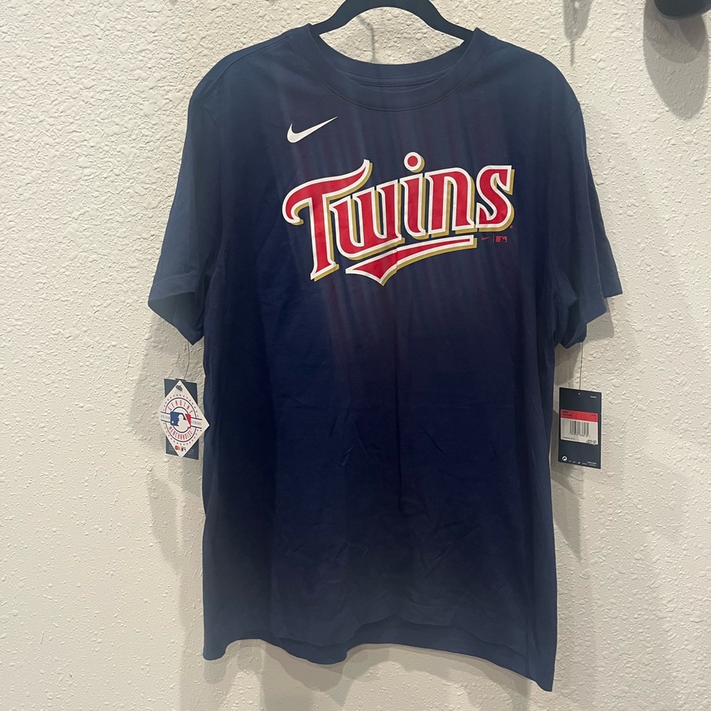 Nike MN Twins T - new w tags! ⚾️